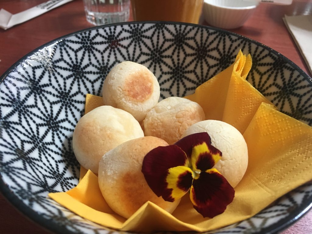 temakinho - pão de quejo - milano